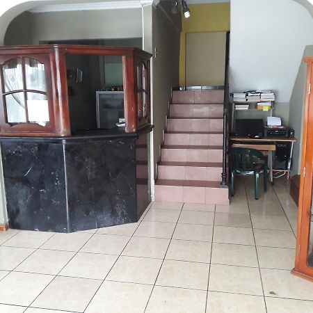 Hotel Ecologico Riverside Quevedo Екстериор снимка
